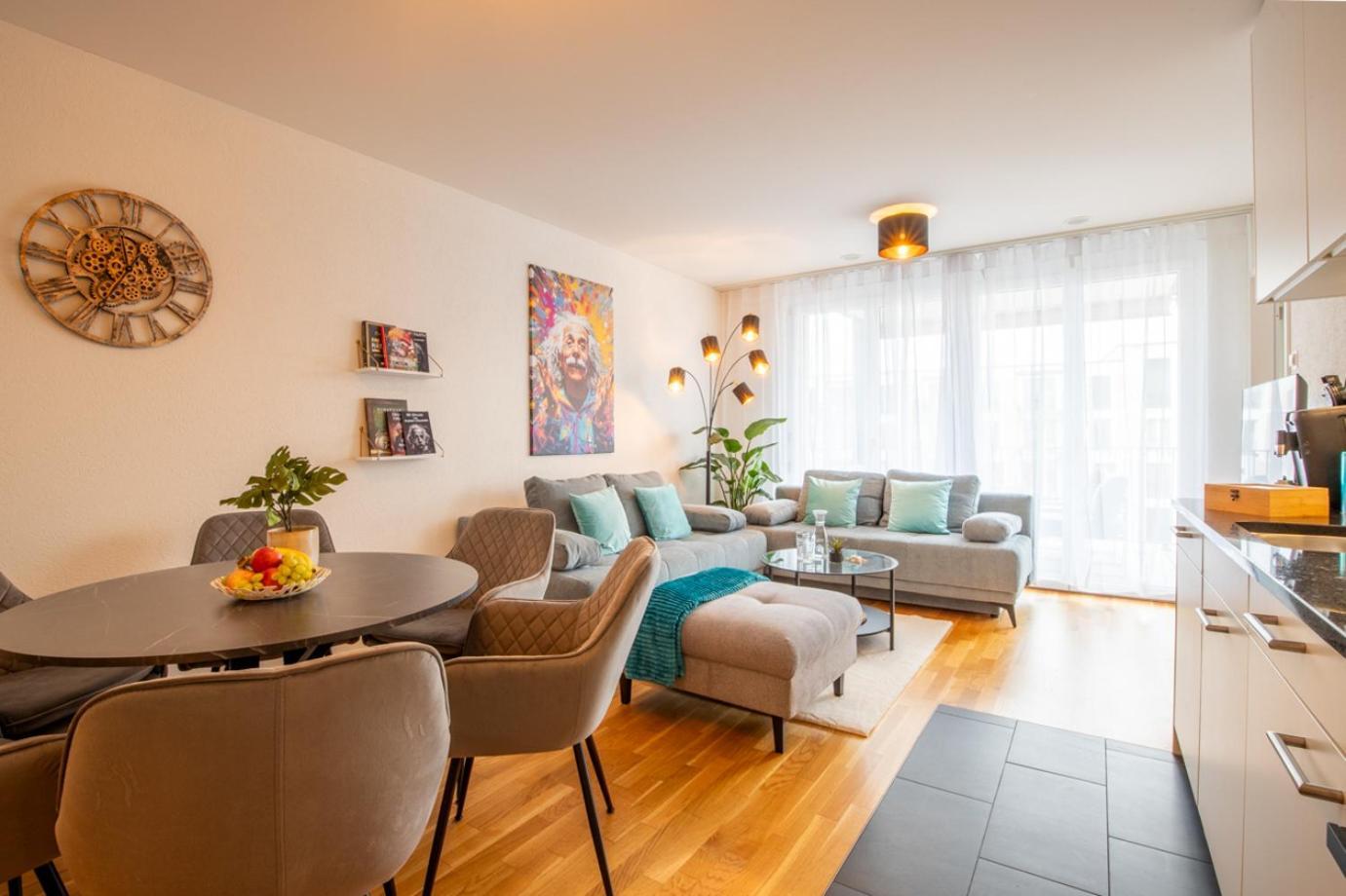 Special Einstein I Apartment Basel, Messe Kleinbasel 10-Star Экстерьер фото