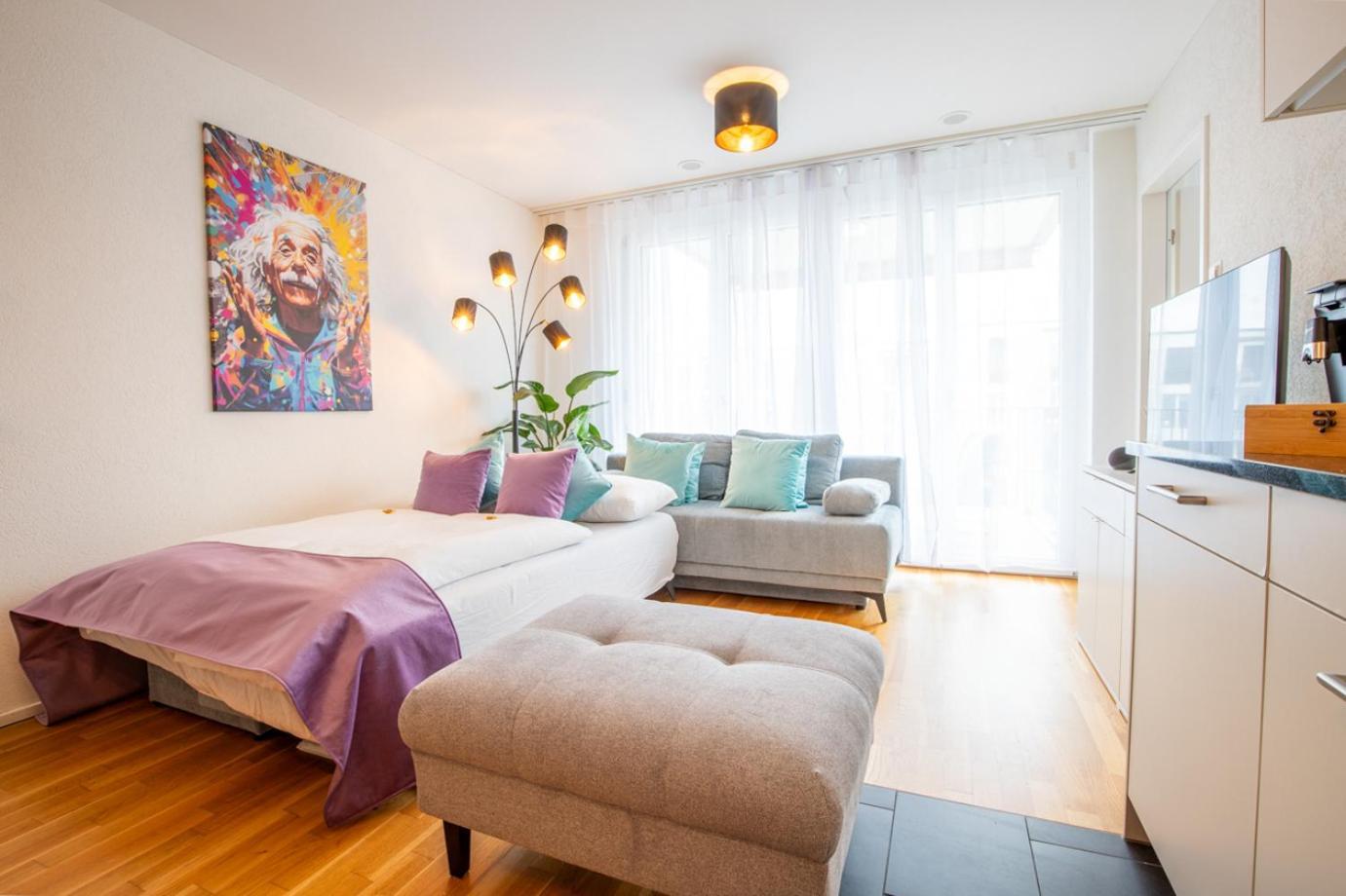 Special Einstein I Apartment Basel, Messe Kleinbasel 10-Star Экстерьер фото